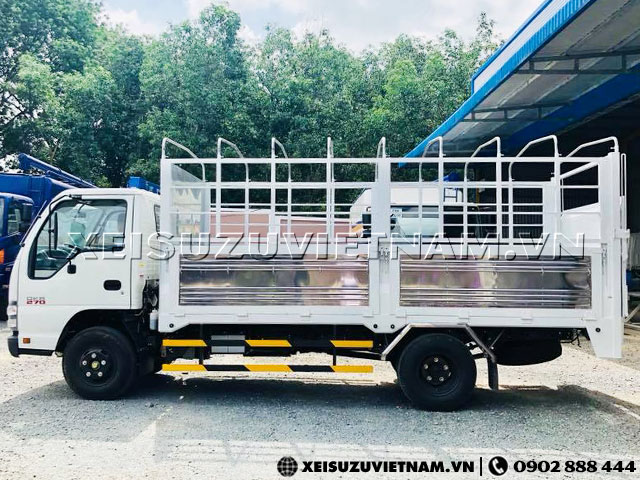 Xe tải Isuzu 1T9 mui bạt bửng nâng QKR270 giá rẻ - Xeisuzuvietnam.vn