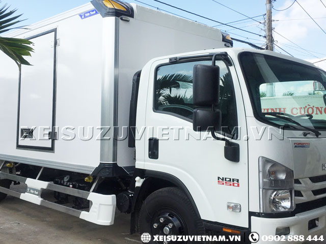 Xe tải Isuzu 5T thùng bảo ôn NQR75LE4 giá ưu đãi - Xeisuzuvietnam.vn
