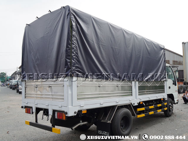 Xe tải Isuzu 2T2 thùng bạt nhà máy QKR270 có sẵn - Xeisuzuvietnam.vn