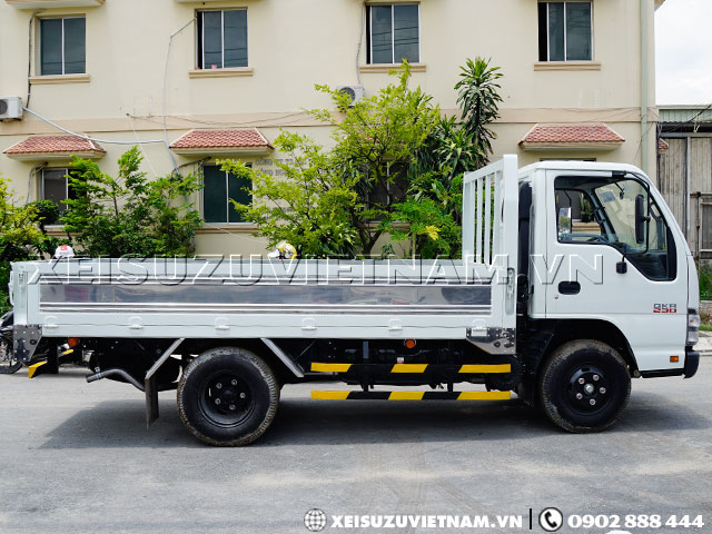 Xe tải Isuzu 2T5 thùng lửng QKR77FE4 mới 100% - Xeisuzuvietnam.vn