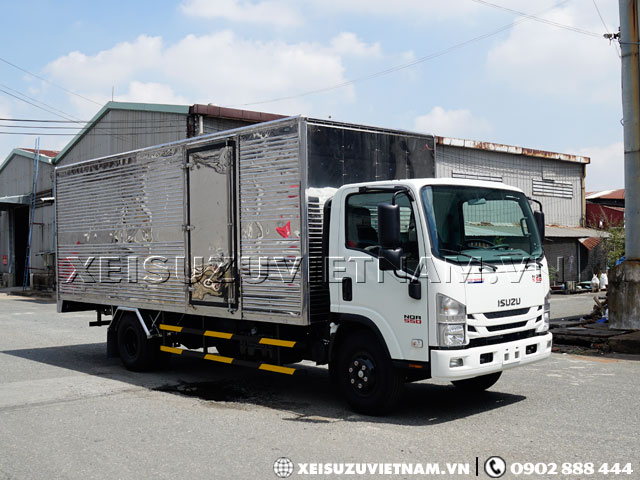 Xe tải Isuzu 5 tấn thùng kín NQR75ME4 giá ưu đãi - Xeisuzuvietnam.vn