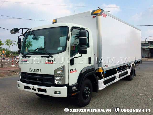 Xe tải Isuzu 6 tấn thùng bảo ôn FRR90NE4 có sẵn - Xeisuzuvietnam.vn