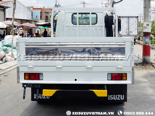 Xe tải Isuzu 2T5 thùng lửng QKR77FE4 mới 100% - Xeisuzuvietnam.vn