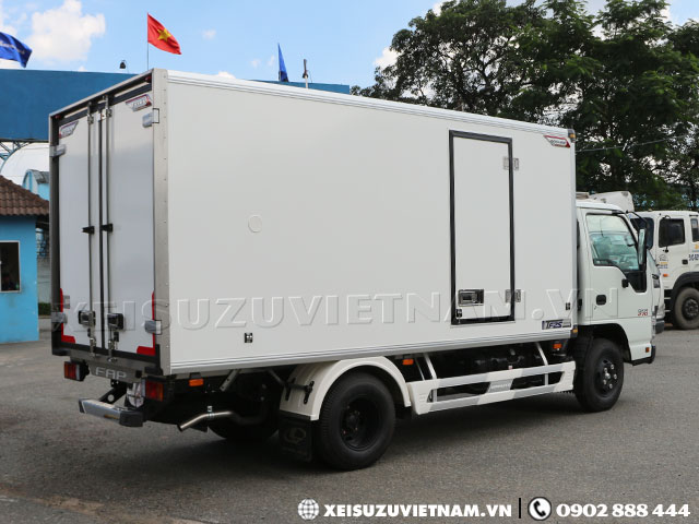 Xe tải Isuzu 1T9 thùng bảo ôn - QKR77HE4 giá tốt - Xeisuzuvietnam.vn