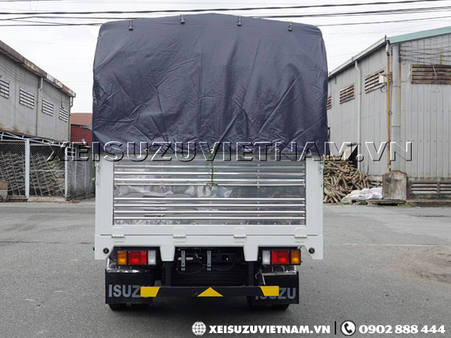 Xe tải Isuzu 2T5 mui bạt - QKR77HE4 mới 100% - Xeisuzuvietnam.vn