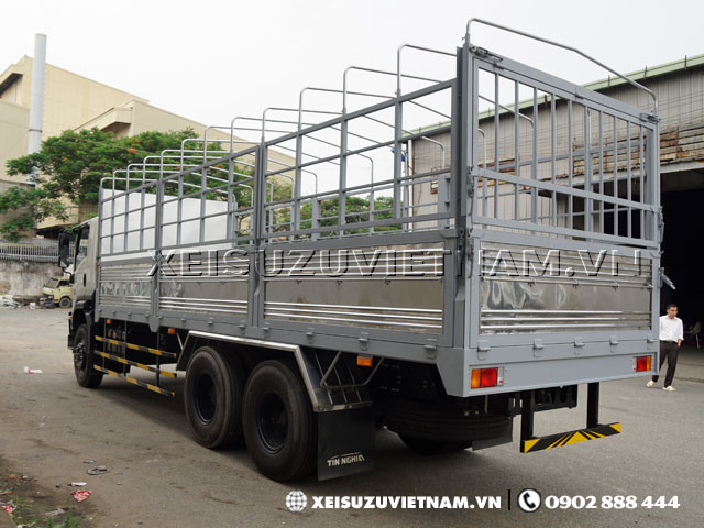 Xe tải Isuzu 15 tấn thùng bạt FVM34TE4 giá tốt - Xeisuzuvietnam.vn